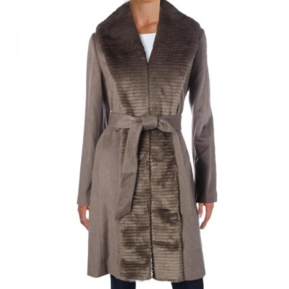 Ellen Tracy Faux‎ Fur Trim Wool Blend Coat Color Taupe Size 6
